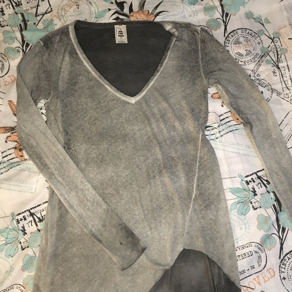 COPY - Free People | We The Free | Long Sleeve V-neck Tunic Tee Gray size S Sma… - Picture 4 of 9